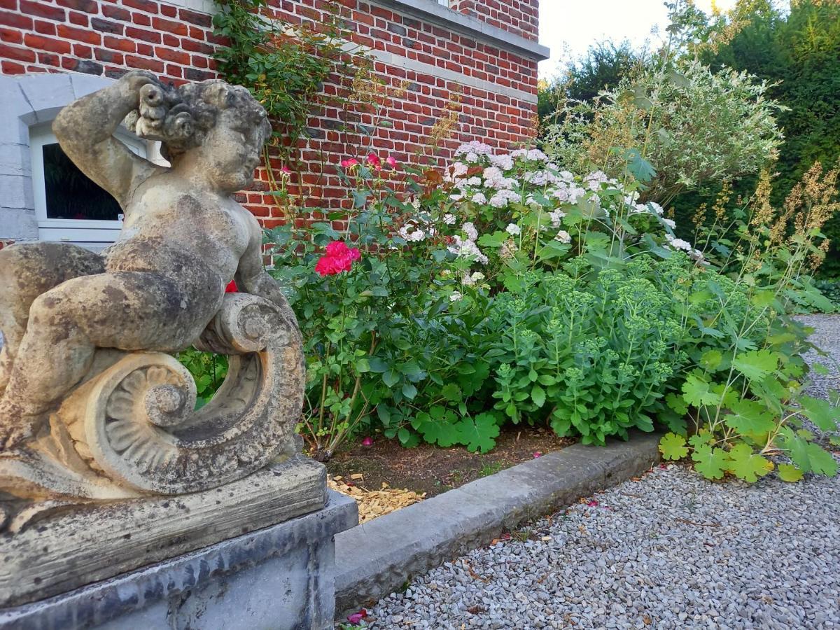 Bed and Breakfast La Tour D'Heloise - 10' De Bruxelles La Hulpe Exterior foto
